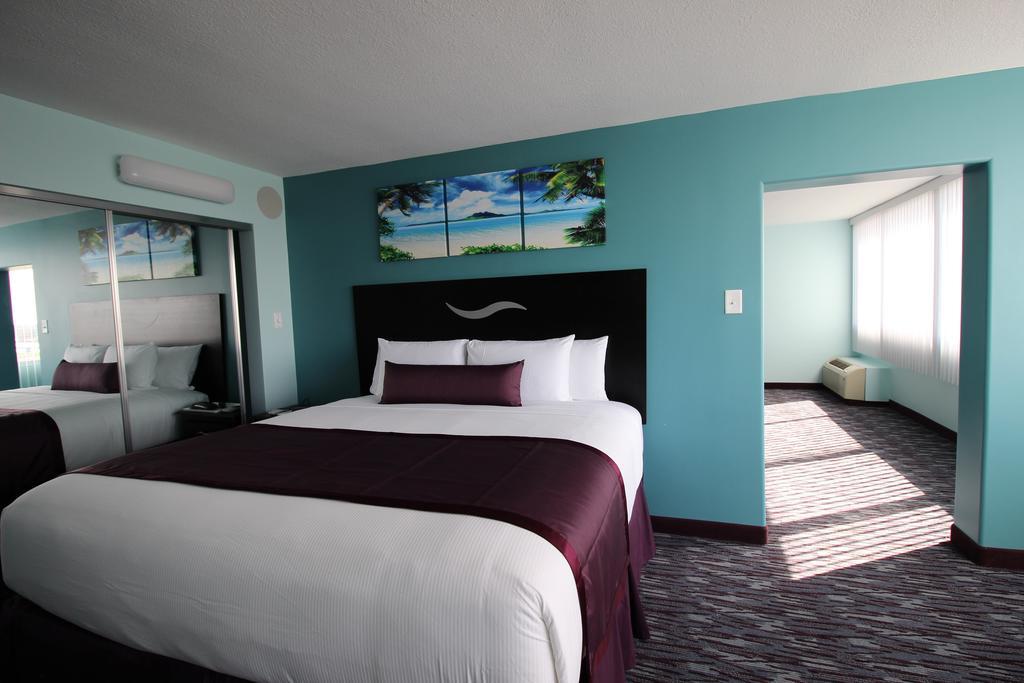 California Palms Hotel And Suites Austintown Esterno foto